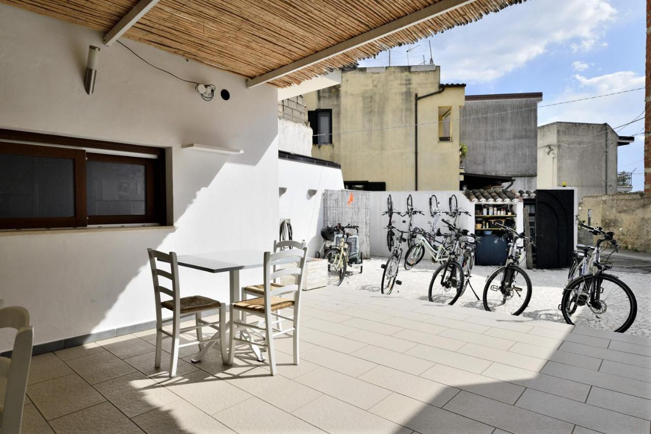Al Vicoletto - Genuine Hospitality Bed & Breakfast Tortolì Dış mekan fotoğraf